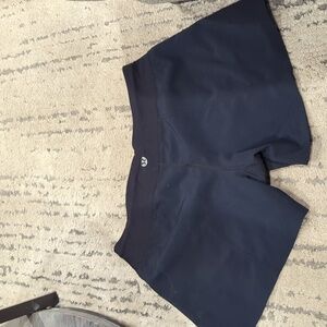 Lululemon Vintage Pull On Shorts Black